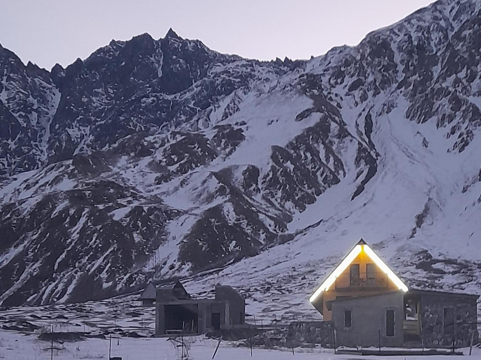 Mountain Flower Cottage Kazbegi Eksteriør bilde
